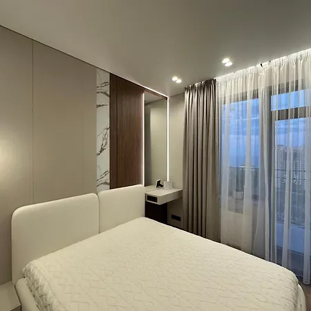 шикарная двушка в центре аркадии Apartment Odesa