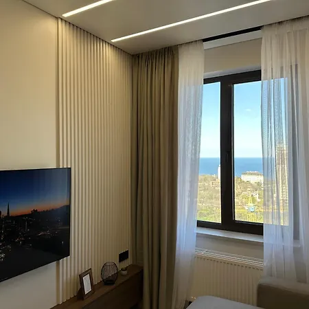 шикарная двушка в центре аркадии Apartment